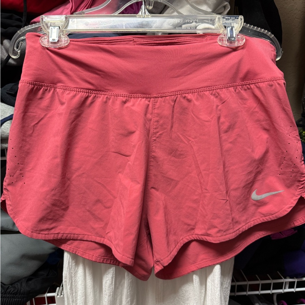 🌼 Nike Pink Rose Athletic Shorts Moisture-Wicking Design